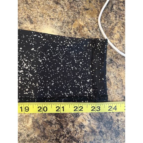 Zyia NEW Black Reflective Metallic Light n Tight 7/8 Leggings Size 2 - Picture 7 of 8
